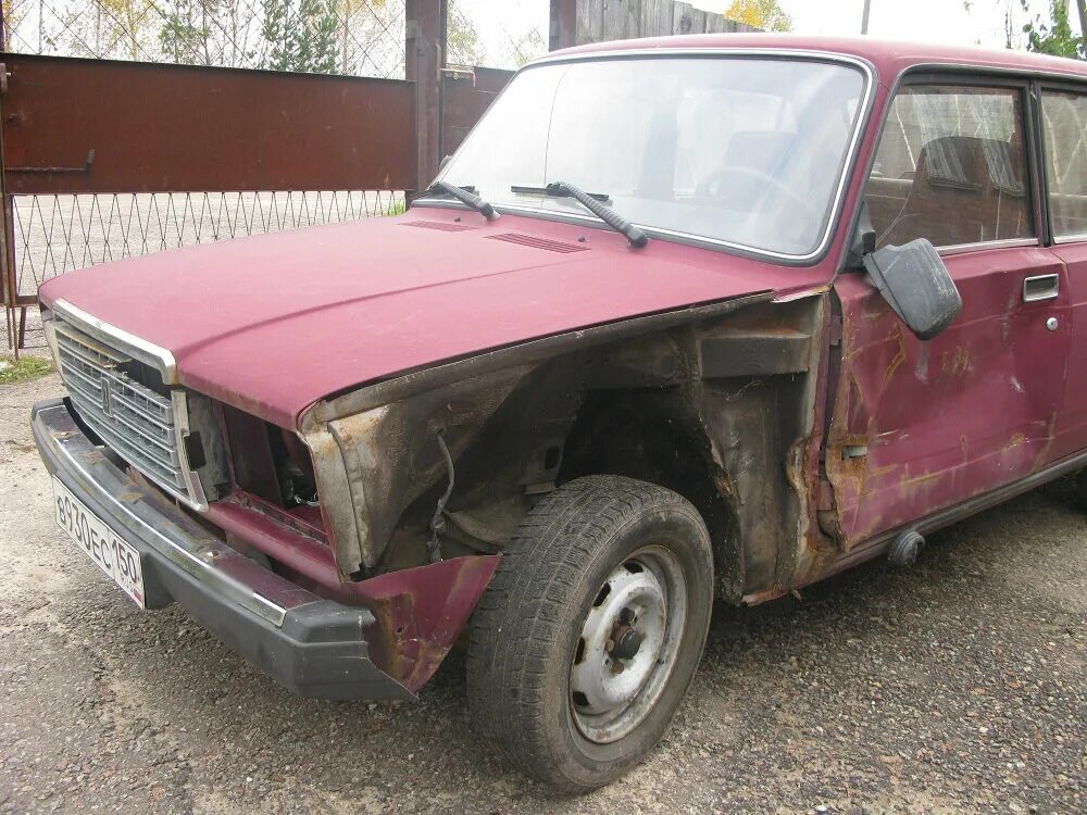 ваз 2115 сломанная. продать машину на запчасти с документами. авто без документов на запчасти целиком. жигули ваз 2107 разбитая. ваз 1111 заброшенный.
