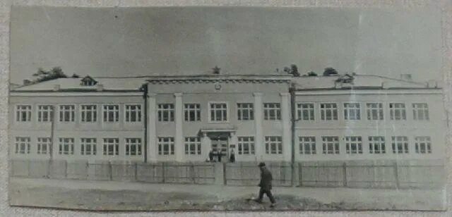 Школа 2 хлебозаводская ивантеевка. Школа 2 хлебозаводская ивантеевка. Сош 2 ивантеевка. Школа 4 ивантеевка. Школа №2 ивантеевка.