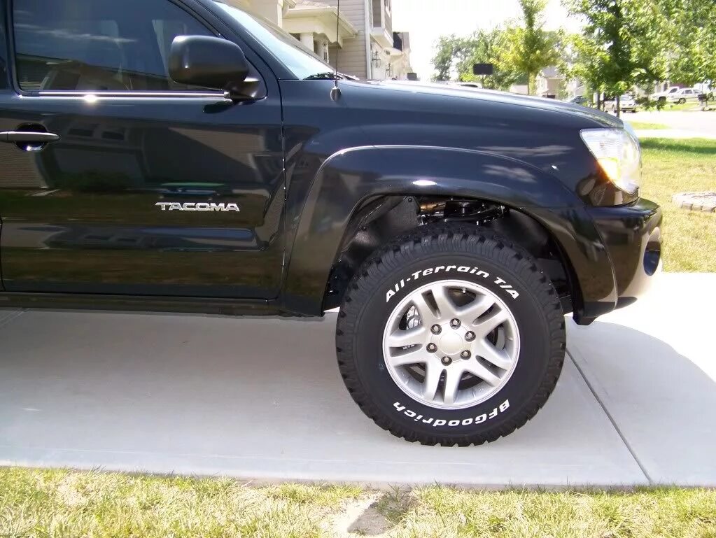 Диски на 17 для Тойота тундра. 33 Колеса на Toyota Tundra. Sequoia 1st Gen Suspension. Колесные диски Monster XD Тойота Sequoia.