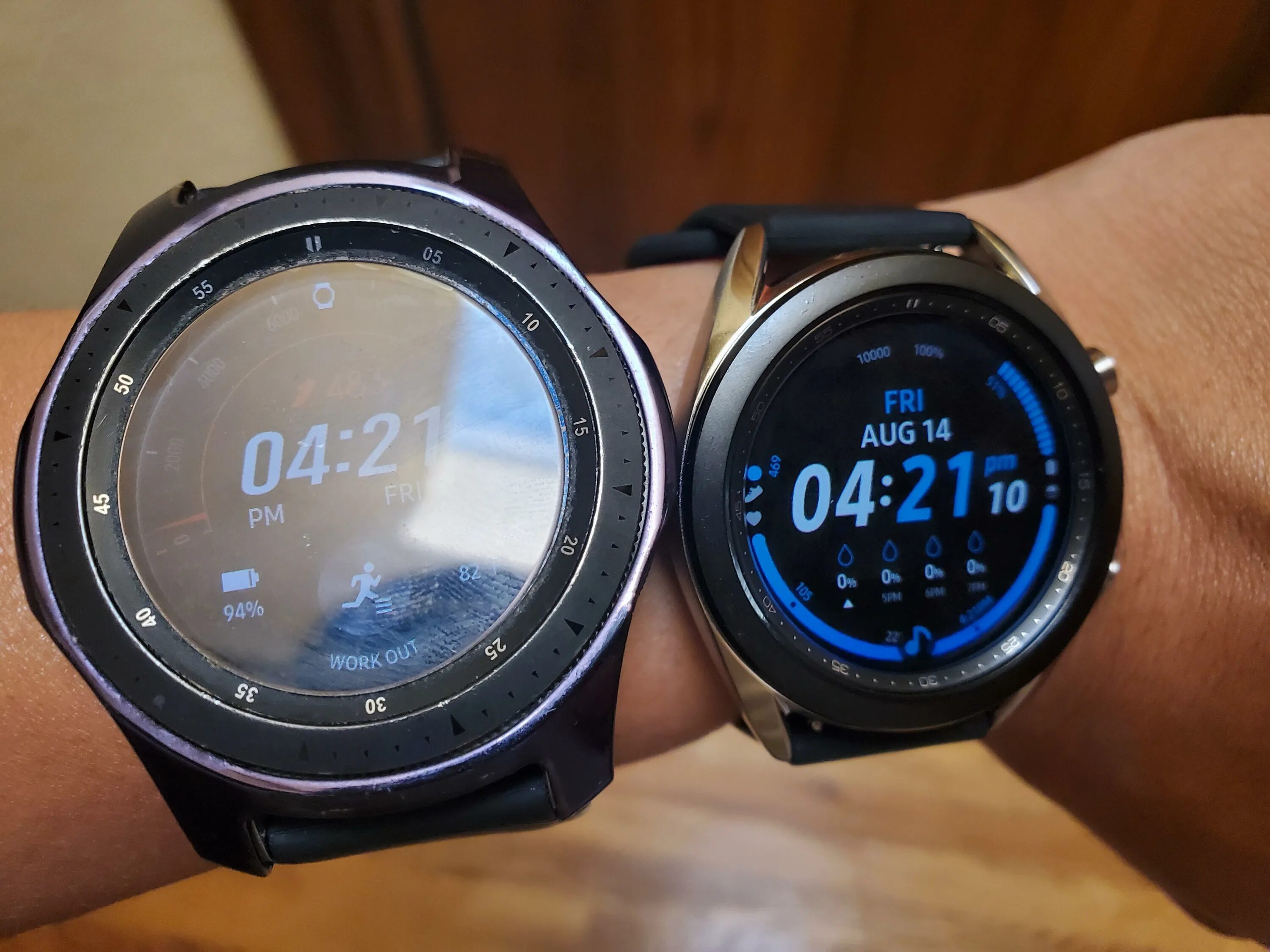 Samsung galaxy часы 46. Samsung Galaxy watch 3 41mm. Samsung Galaxy watch 46mm. Samsung Galaxy watch 3 46mm. Samsung Galaxy watch 4 42mm vs 46 mm.