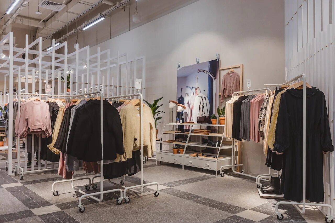 Other stories интернет магазин на русском. &other stories магазин одежды. &other other stories. &other other stories. Others stories интернет.