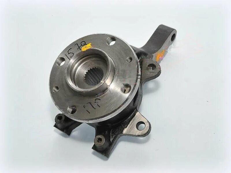 поворотный кулак от ваз 2108. кулак поворотный ваз 2108 левый. поворотный кулак 2110. поворотный кулак ваз 2110. поворотный кулак ваз 2108 передний ступица.