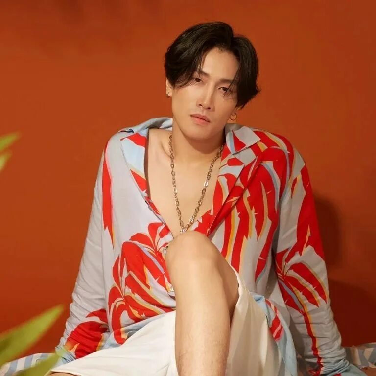 Байбл витпат суметтикун актер. Вичапас суметтикул киннпорш. Вичапас суметтикул. Байбл киннпорш. Байбл суметтикун.