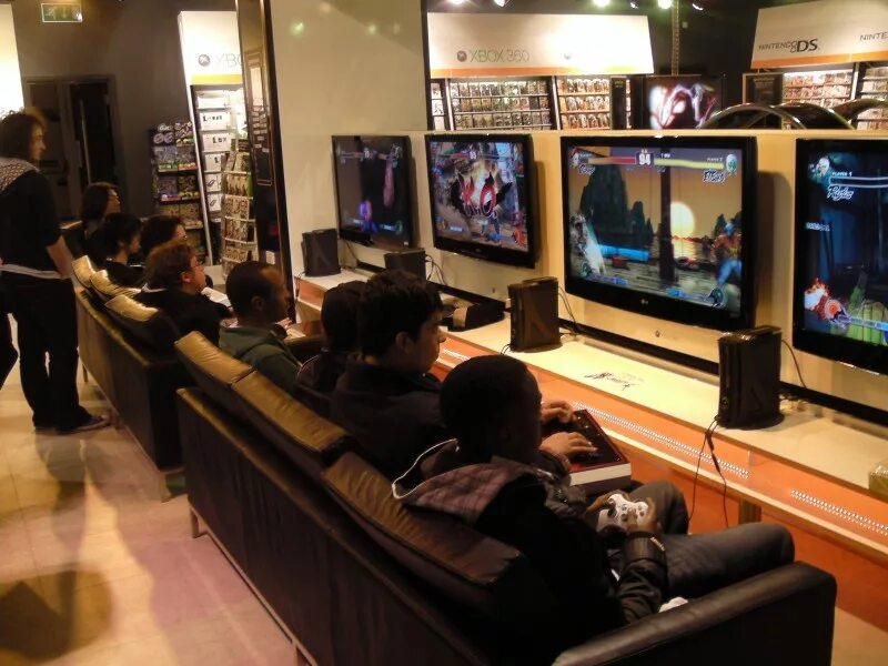 Gaming centr. PLAYSTATION центр. Фото game Centre. Game Centre нашщы.