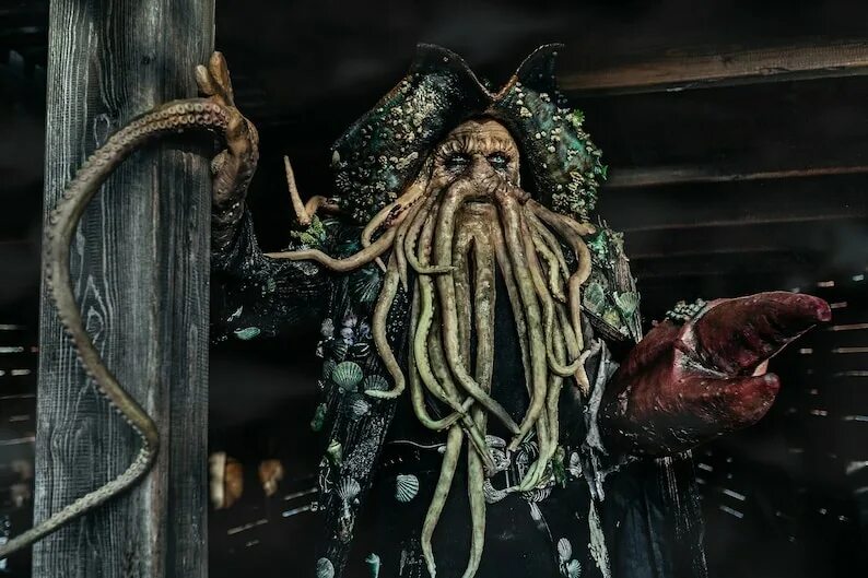 Pirates of the Caribbean: Davy Jones X The Kraken Theme EPIC MASHUP - YouTube