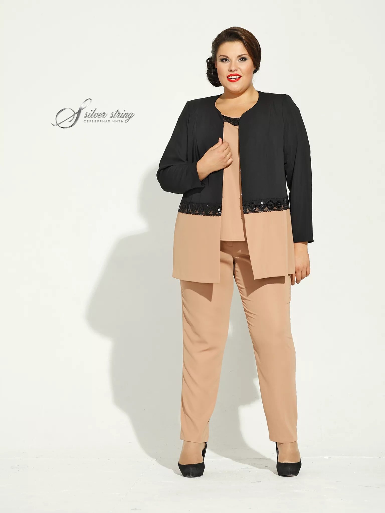 брючный костюм для полных женщин. валберис летние костюмы для женщин 50 лет. валберис летние брючные костюмы для женщин. комплект брючный асолия 1140. брючный костюм для полных женщин валберис.