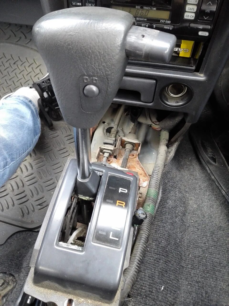 Что такое селектор. Селектор акпп тойота кариб. toyota auris 2010 селектор акпп. corolla e150 селектор акпп. подсветка селектора акпп кариб ае95.