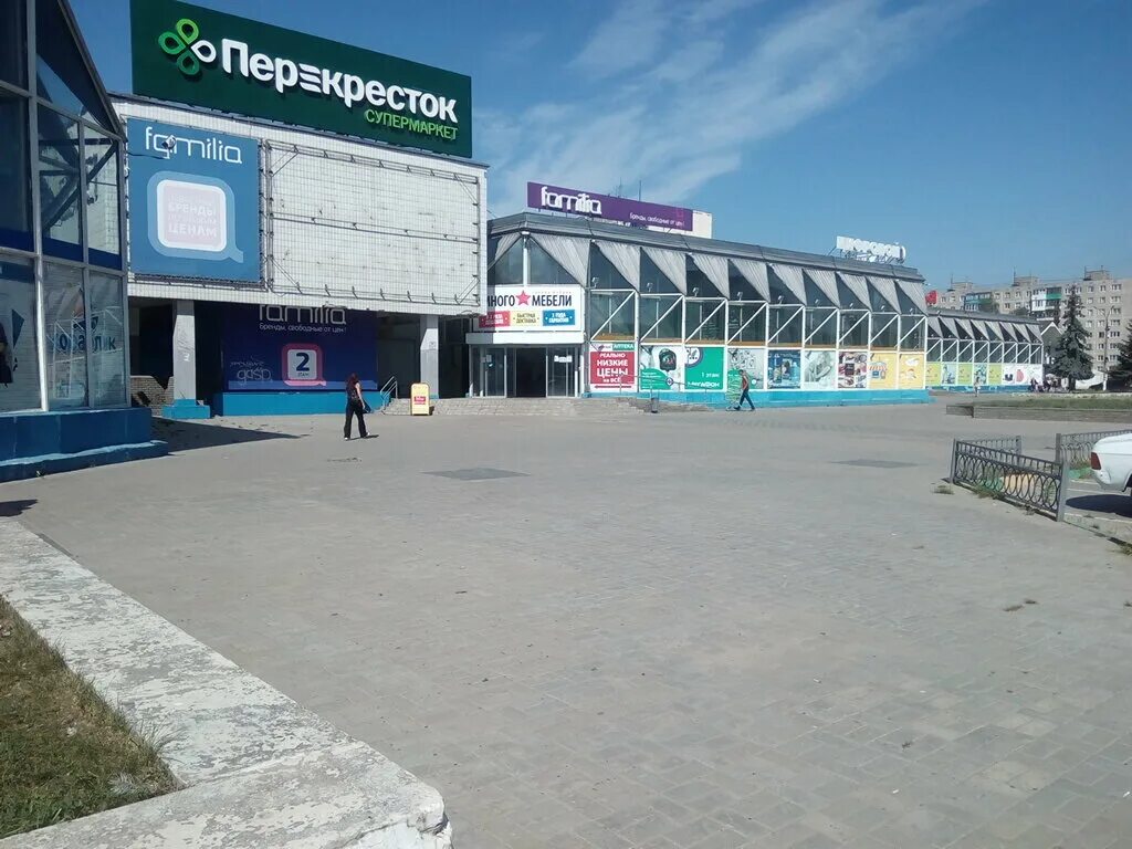 Перекресток плотникова. Перекресток Южное шоссе 35 Нижний Новгород. Южное шоссе 35 Нижний Новгород торговый центр. ТЦ перекресток Южное шоссе Нижний Новгород. Перекресток на Южном шоссе Автозаводский район Нижний Новгород.