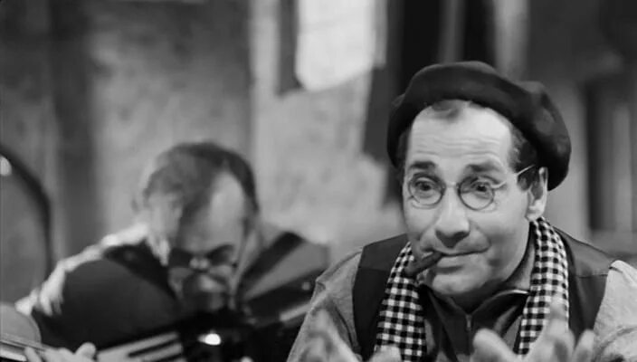 Похитители мыла. Ladri di donne - 1995 актёры. Похитители мыла (1989) (ladri di saponette). Мыло в художественном кинотеатре. Похитители мыла.