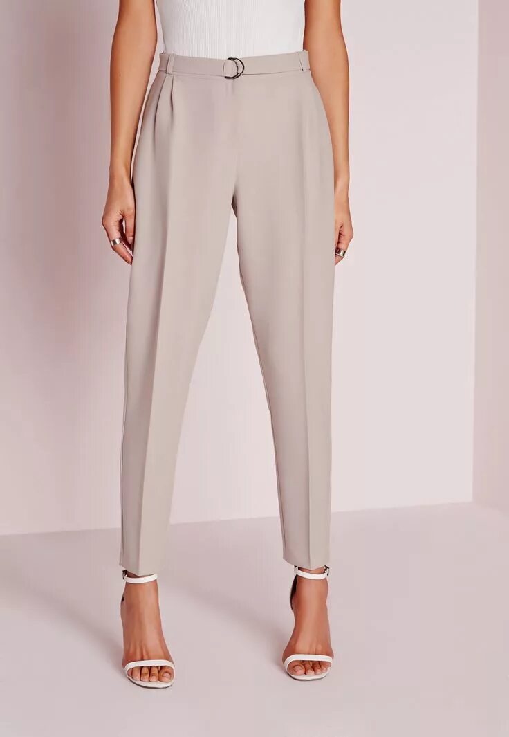 Стильные брюки женские. Стильные брюки. Стильные брюки. Модель модных брюк. Брюки женские.