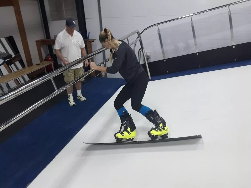 Тренажер лыжи и сноуборд. Бесконечный склон. Jones ultra mind expander. Трэкбан лыжный. Бесконечный склон.