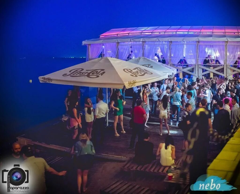 Ресторан небо бич тольятти. Nebo тольятти. Кафе небо тольятти. Рестораны тольятти автозаводский район. Кафе небо тольятти.