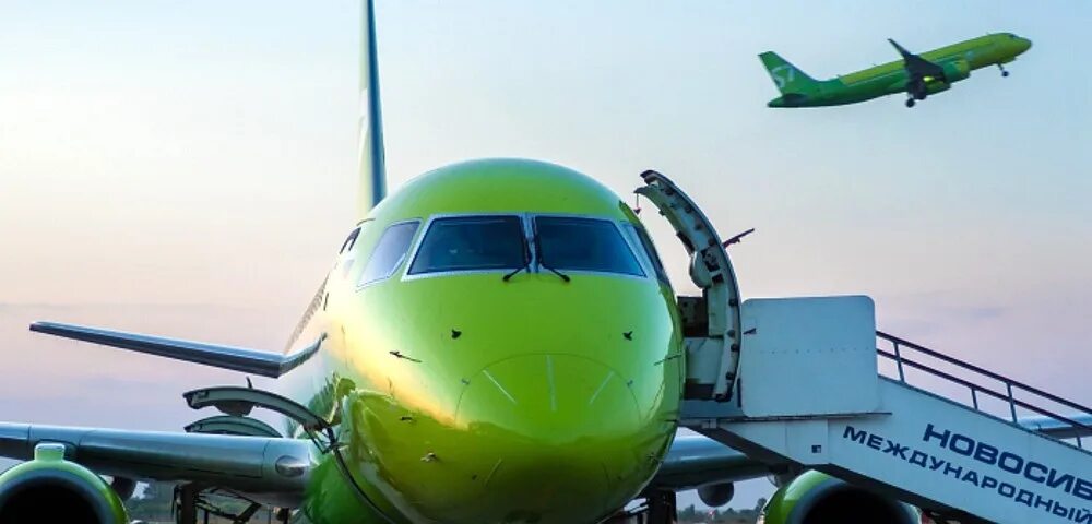 Авиабилеты толмачево. Аэропорт томск s7. s7 толмачево новосибирск. самолет s7 новосибирск томск. томск толмачево.