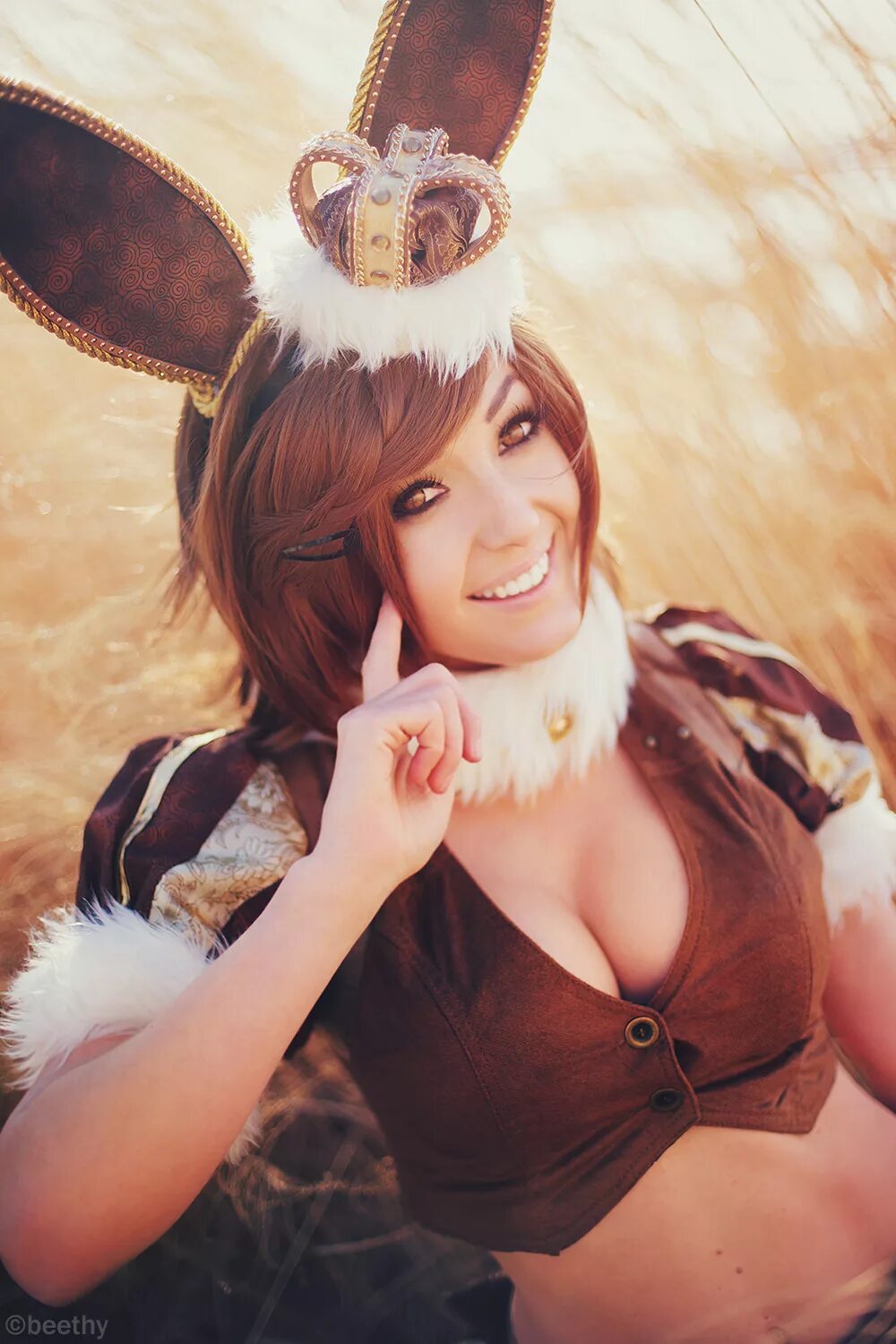 Иви женском. Jessica Nigri Pokemon. Eevee косплей. Косплей иви покемон.