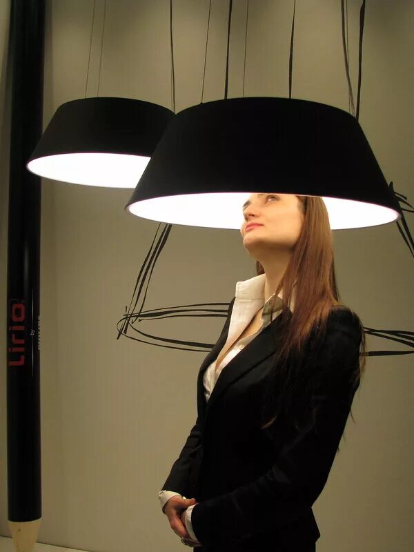 торшер девушка