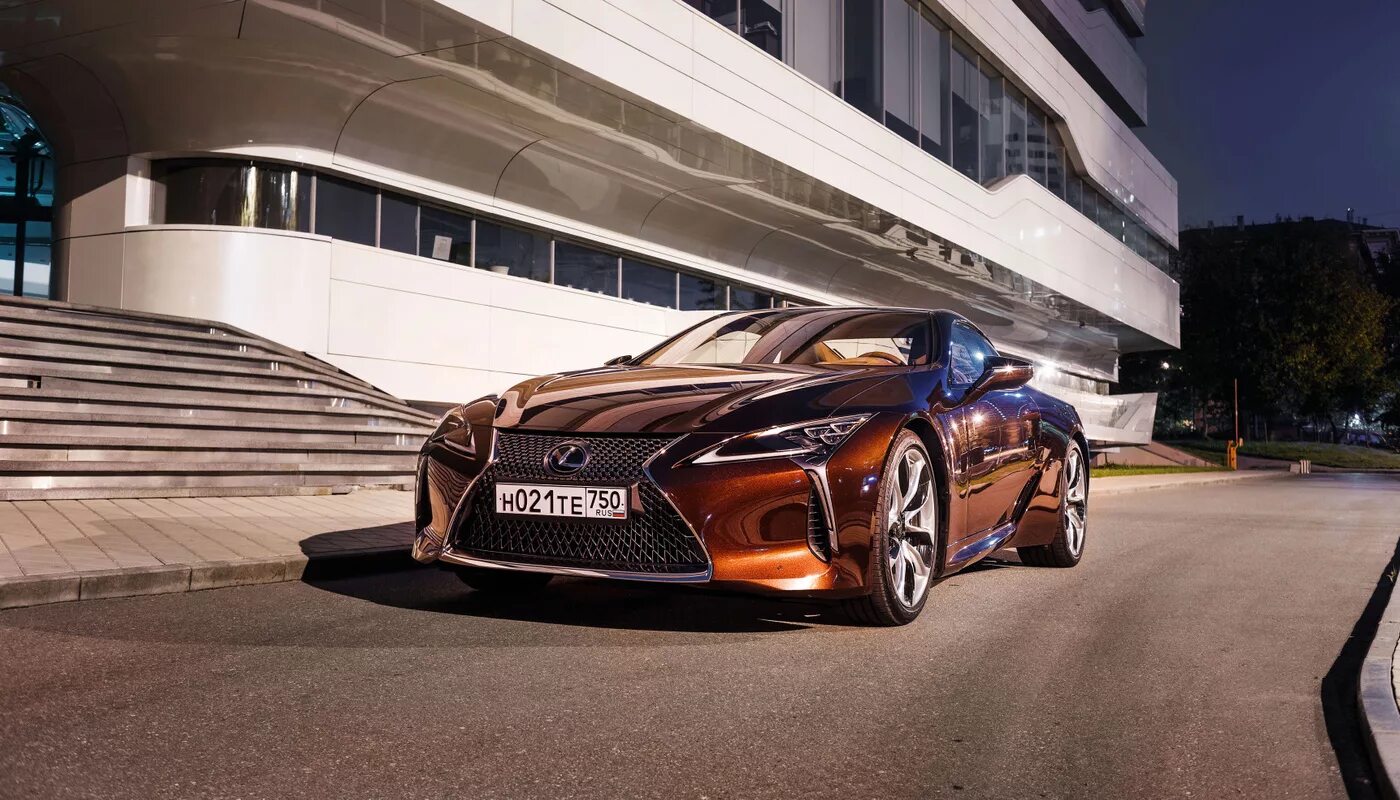 Автомобили от 10 миллионов рублей. Lexus 700. Лексус 5. Лексус 12000000. Лексус 10.