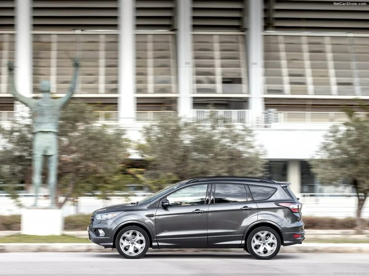 Форд куга 2018 белый. Awd форд куга. Awd ford kuga. Ford kuga 2018 комплектации. Awd форд куга.