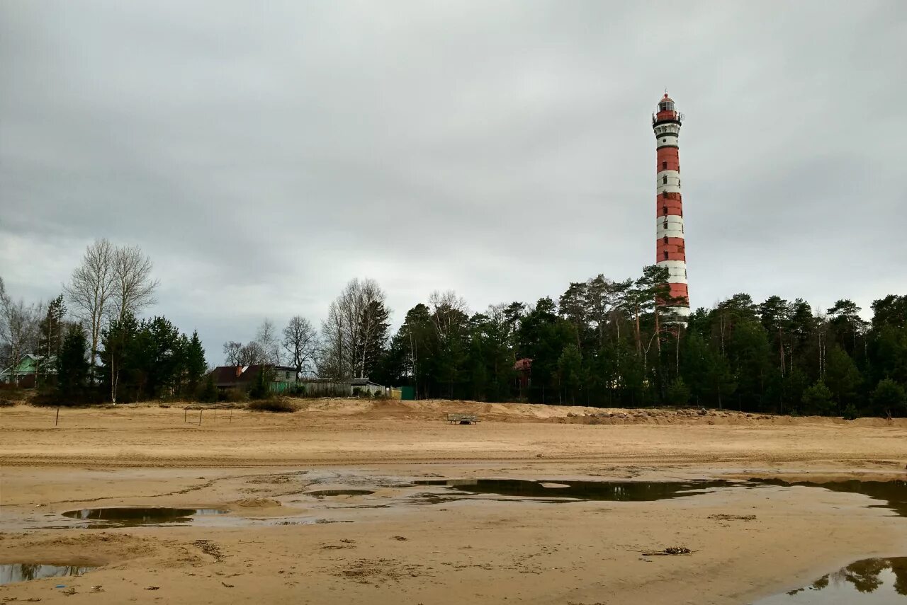 Осиновецкий Маяк на Ладожском озере. Осиновецкий Маяк, посёлок станции Ладожское озеро. Пляж Осиновецкий Маяк на Ладожском озере. Ладожское озеро поселок Осиновец. Станция поселок озеро