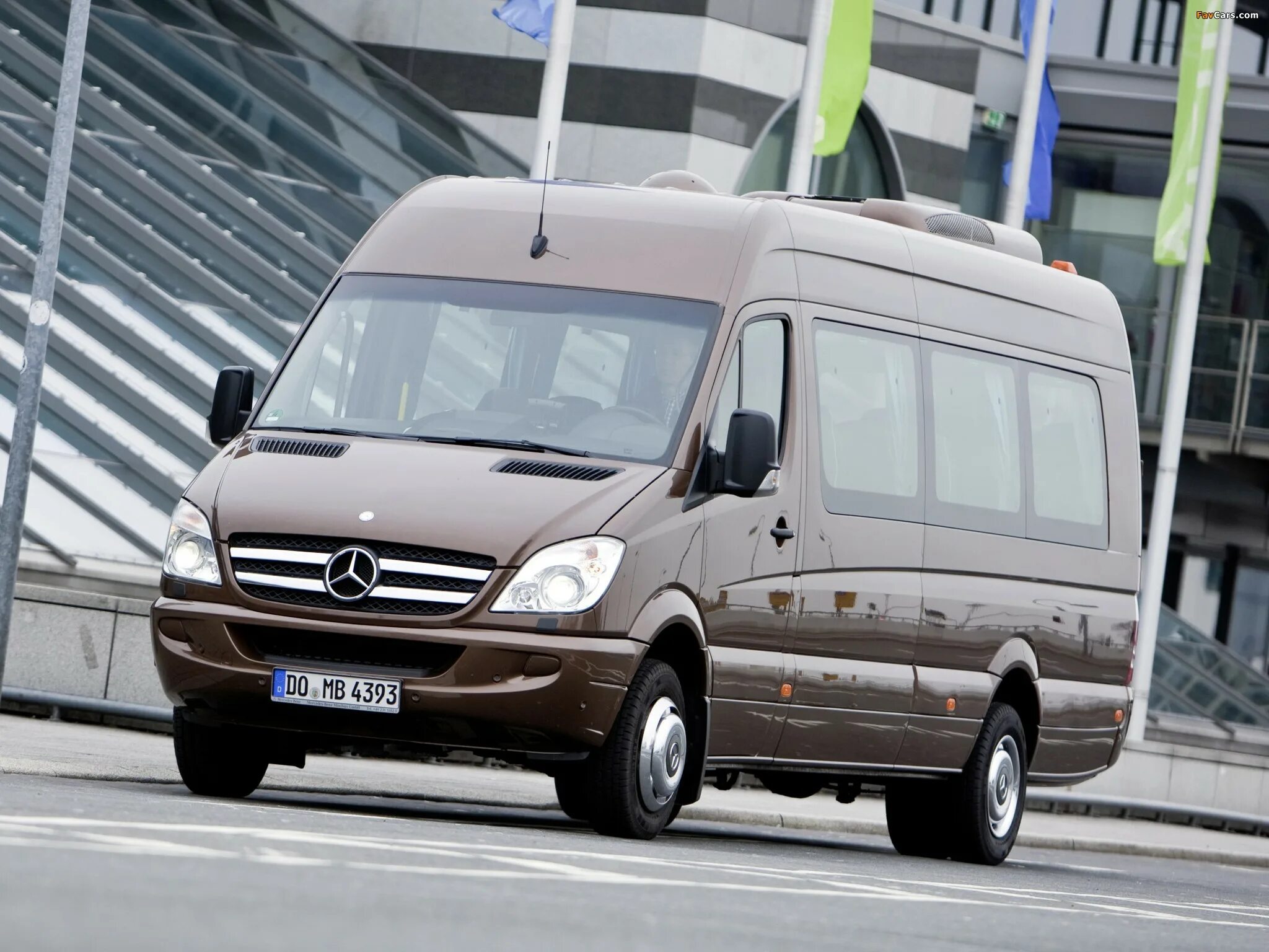 Работу мерседес спринтер. Mercedes-Benz Sprinter 906. Mercedes Sprinter w906. Мерседес Бенц Спринтер 906. Mercedes Benz Sprinter 2006.