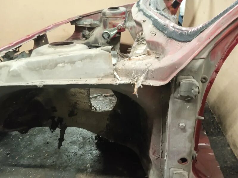 лонжерон приора передний