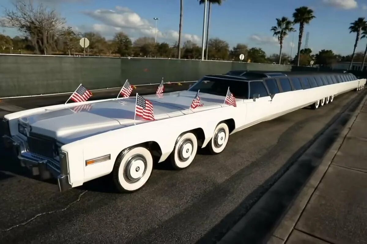 Большие длинные машины. Лимузин Американ Дрим. Cadillac Eldorado American Dream. Cadillac Eldorado лимузин самый длинный. Cadillac Eldorado 1976 самый длинный лимузин.