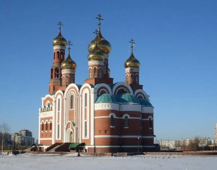 церковь на левом берегу