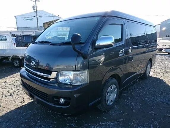 Фольксваген транзит т5. Микроавтобусы с пробегом бу. Gmc savana 2005. Минивэн ниссан серена с правым рулем. Микроавтобус тойота hiace синий.