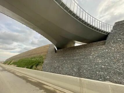 Армогрунтовые подпорные стены