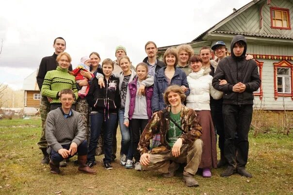 Дети поют на свадьбе. Матино кашинский. Матино кашинский. Деревня матино жар птица. Деревня матино тверская область.
