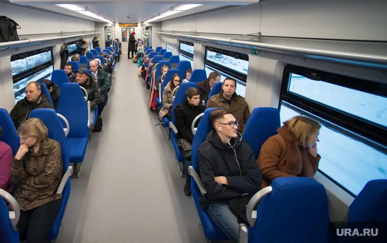 Пассажиры пермь. Пермский метрополитен поезда. пермь метро фото. пермский метрополитен.
