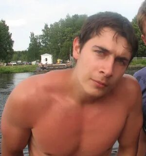 Сколько лет белоусову новому