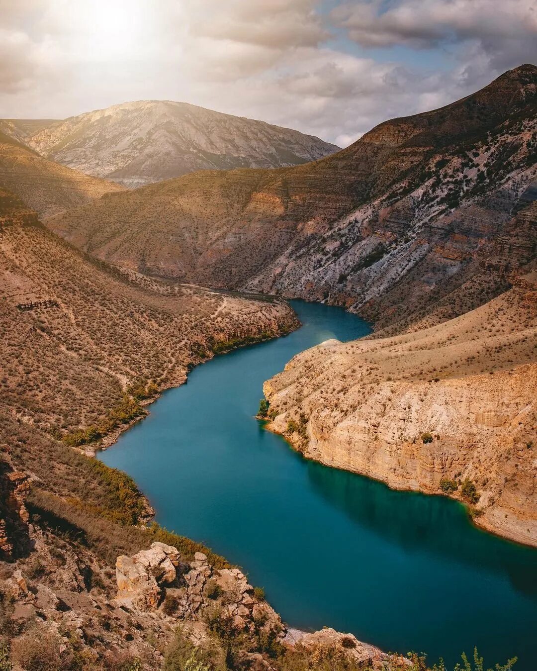 Чиркейская ГЭС Сулакский каньон. Сулакский каньон в Дагестане. Султанский каньон. Дагестан ГЭС Сулакский каньон. Каньон судакский