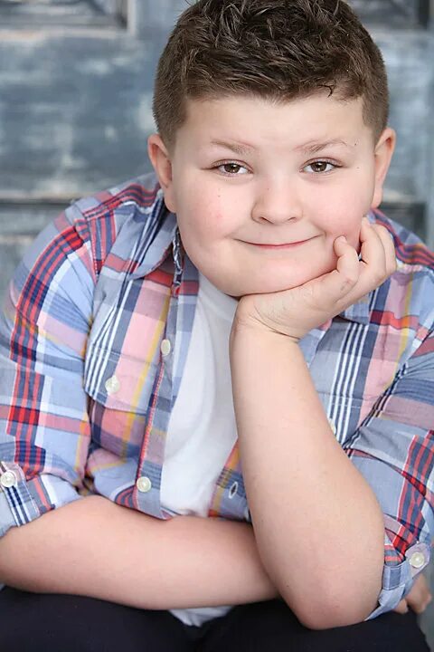 Детство шелдона билли спаркс актер. Уайатт макклюр 2021. Уайатт макклюр. Уайатт макклюр 2022. Уайатт макклюр детство шелдона.