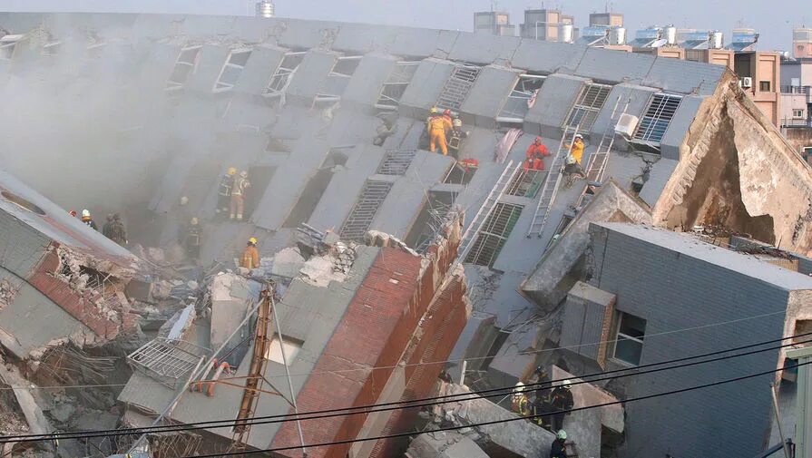 Землетрясение на Тайване 1999. Землетрясение на Тайване 1999 фото. Последствия землетрясения на Тайване. Тайвань 2018 землетрясение дома.
