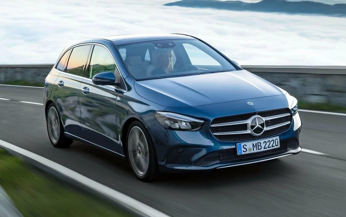 Class b car. Mercedes-benz b-class w247. mercedes benz b class 2025. мерседес b класс 2025. новый b class mercedes.