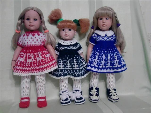 Куклы Готц 50 см. Вязаная одежда для кукол. Вязаные платья для кукол Готц. Вязаная одежда для кукол спицами. Платье для куклы спицами для начинающих