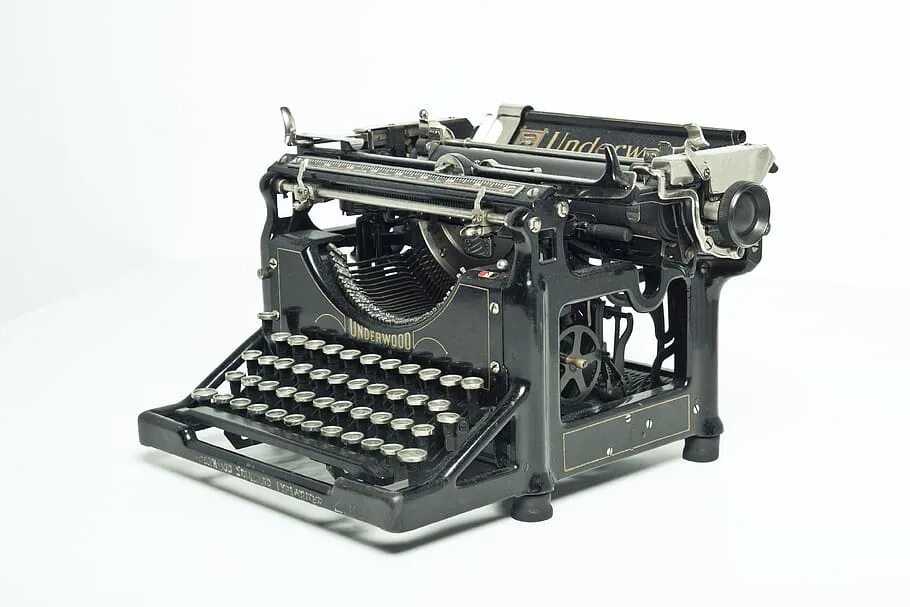 Type machine. Typewriter electric underwood. typewriter underwood five. bosch typewriters. underwood typewriter вблизи.