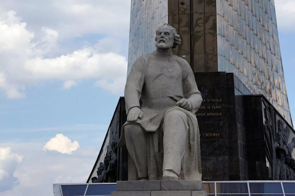 Циолковская москва. Циолковская (платформа). Циолковская москва. Циолковская москва. Циолковская дорога в звездный городок.
