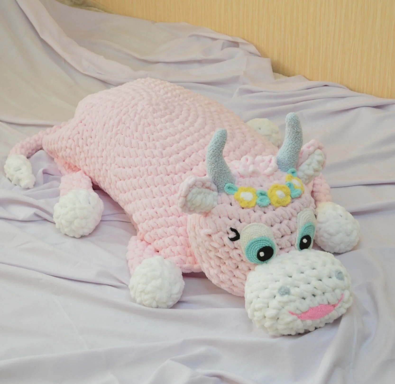 игрушки из плюшевой пряжи ализе пуффи. ализе пуффи вязать крючком. схемы вязания пряжей ализе пуффи. игрушки из ализе пуффи для начинающих. ализе пуффи вязать крючком.