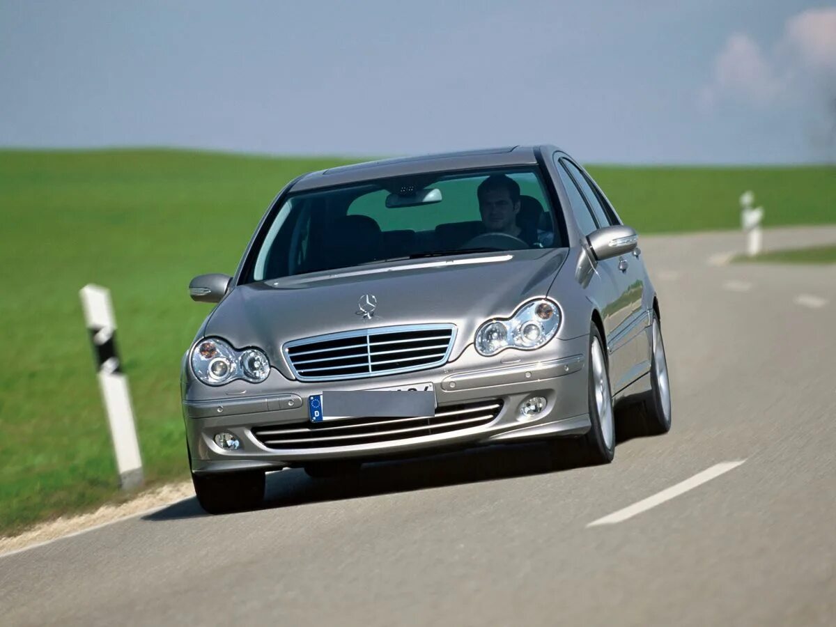 Мерседес технические. Мерседес Бенц w203. Mercedes c class w203. Мерседес Бенц 230. Mercedes Benz c200 w203.