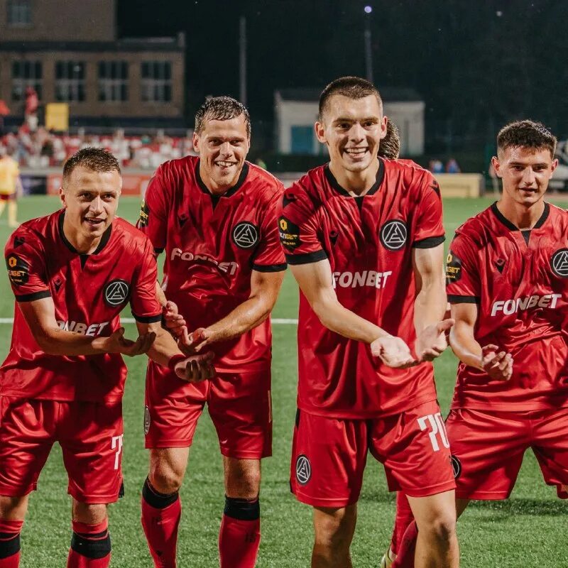 фк 15. владелец фк акрон. стадион фк акрон тольятти. фк акрон тольятти. фк акрон лого.