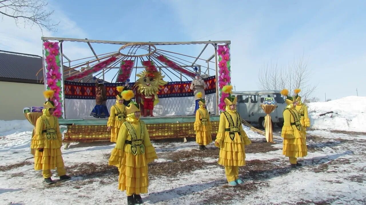 Наурыз 2021. Праздник Наурыз Костанай. Праздник Наурыз в Новоузенске Саратовской области. Науырыз в селе Чапаев 2019.