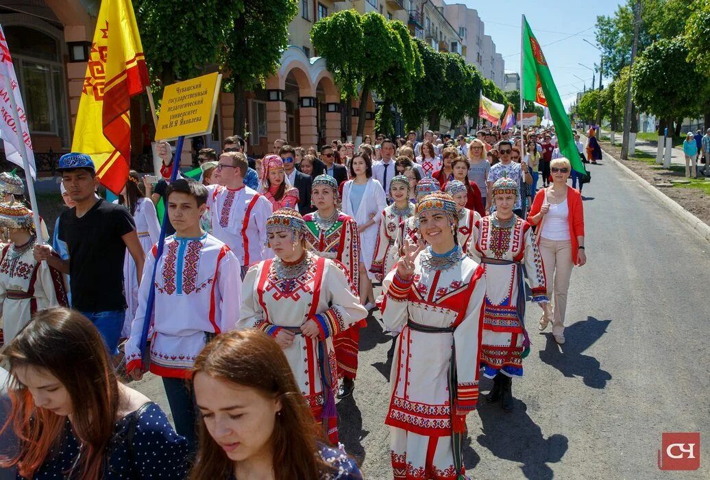 Какое население в чувашии. Столица чувашии чебоксары. республика чувашия столица население. чебоксары население. население города чебоксары.