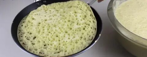 Блины дрожжевые с манкой на молоке