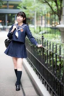 画 像 : 女 子 高 生 の オ シ ャ レ な 制 服 の 着 こ な し 方 が Twitter で 話 題 に - NAVER ま... 