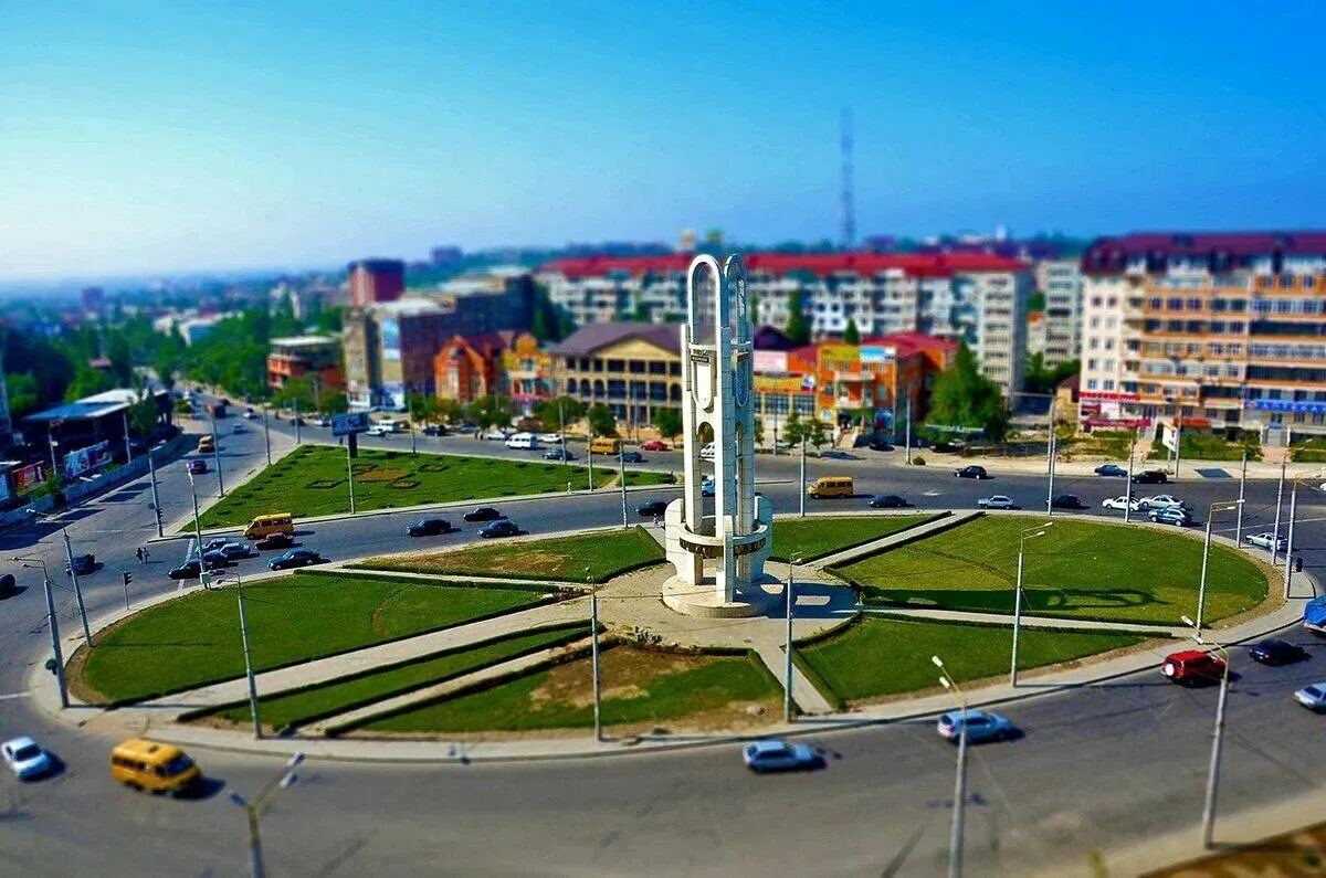 Дагестан город махачкала. Озеро ак-гель в махачкале. Респ махачкала. Дагестан махачкала площадь. Город махачкала республика дагестан.