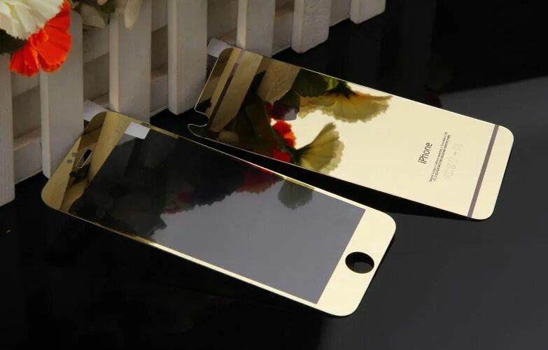 Gold стекло. Iphone 7 Gold steklo. Золотистое защитное стекло на айфон. Пленка на айфон 6. Цветная пленка на айфон.