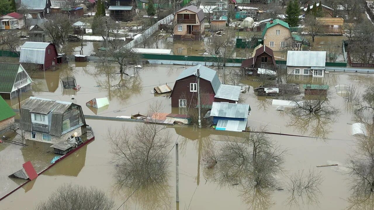 Уровень воды в обнинске сегодня. Паводок Обнинск 2023. Обнинск половодье Протва 2023. Наводнения. Наводнения в России.