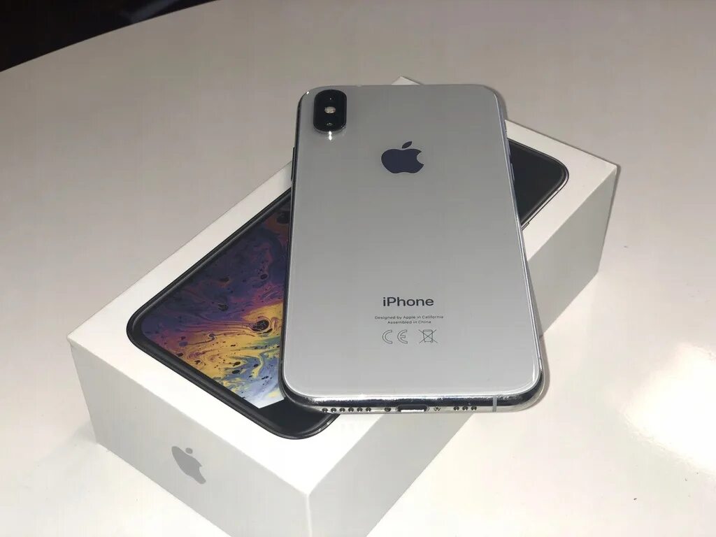 Купить xs 64. Iphone XS 64gb Silver. Айфон XS 64 ГБ белый. Apple iphone XS 256gb серый космос. Iphone XS 64gb белый.