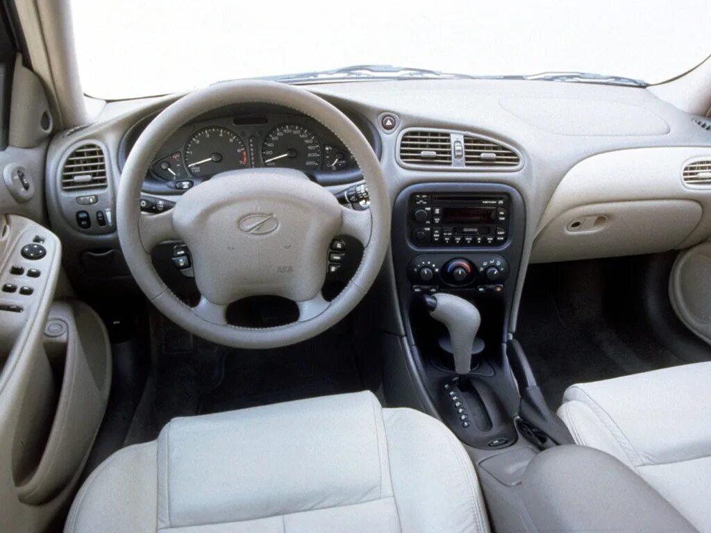 1999 год характеристика. Chevrolet Alero 1999. Шевроле Алеро 2.4. Chevrolet Alero 2001. Шевроле Алеро 3.4.